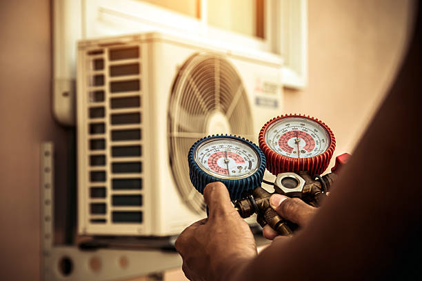 Professional Hvac technician working in Thomaston, GA